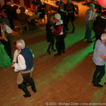 Pfarrfasching 2023: Blick in den Saal.