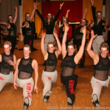 Pfarrfasching 2023: Garde des Faschingsclub München-Neuhausen.