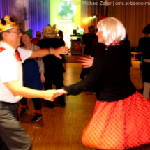 2024-pfarrfasching-6 Pfarrfasching 2024: Blick auf die Tanzfläche.